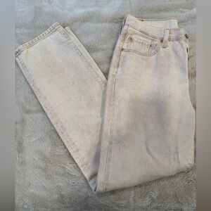 Levi's Women's Straight Leg Jeans in Soft Cream